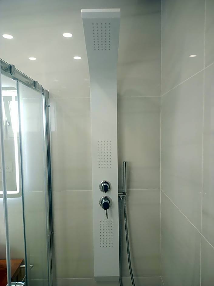 Smart Luxury Suites & Apartments