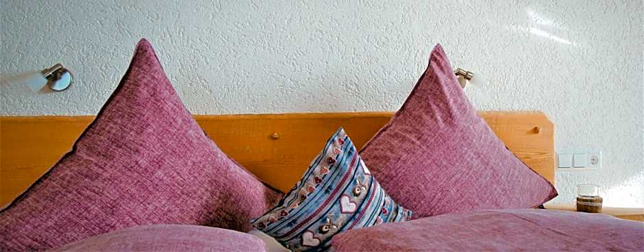 Landpension Pferdekoppel - Self Check-In - B&B mit Schwarzwaldplus Karte