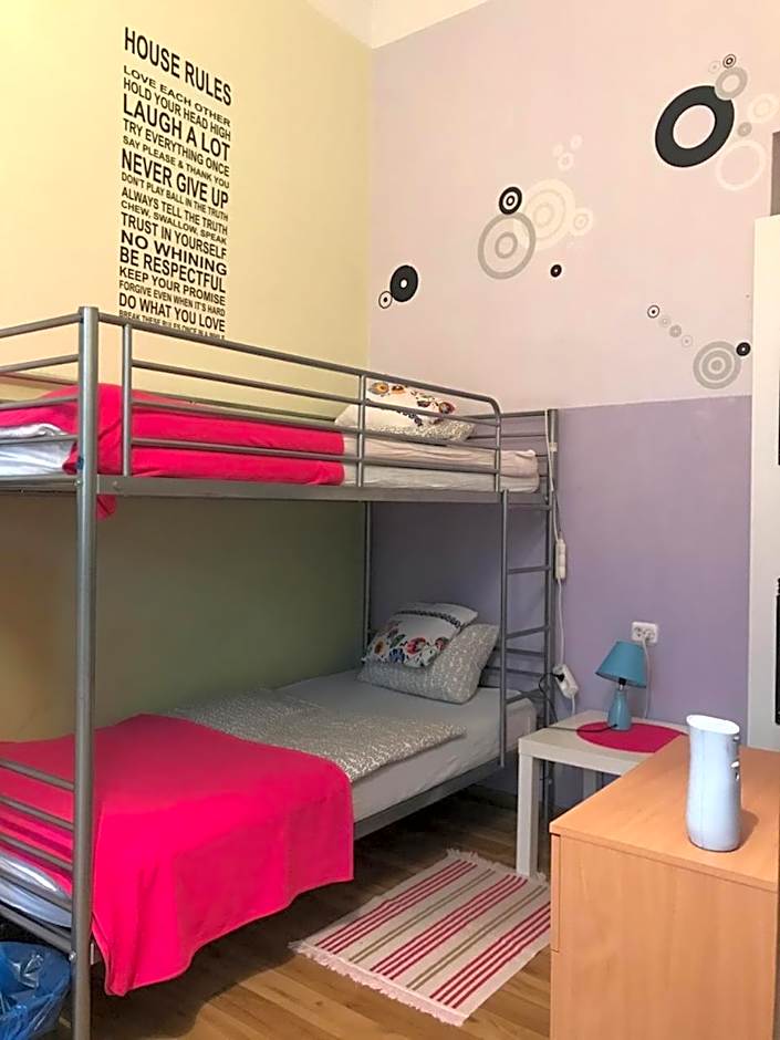 Hostel Centrum Sabot – Krakow, PA