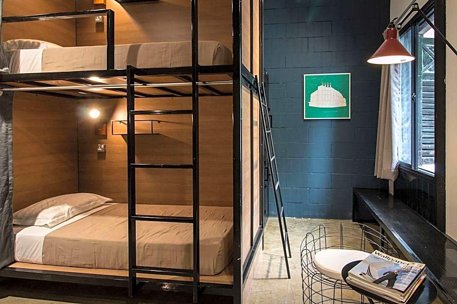 The Brownstone Hostel & Space
