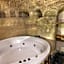 Sarnich Cave Suites