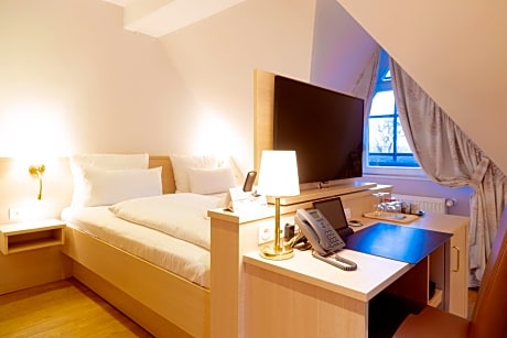 Family Room with Private Bathroom