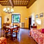 ISA-Farmhouse with swimming-pool in Chianti-area in the middle of Tuscan nature