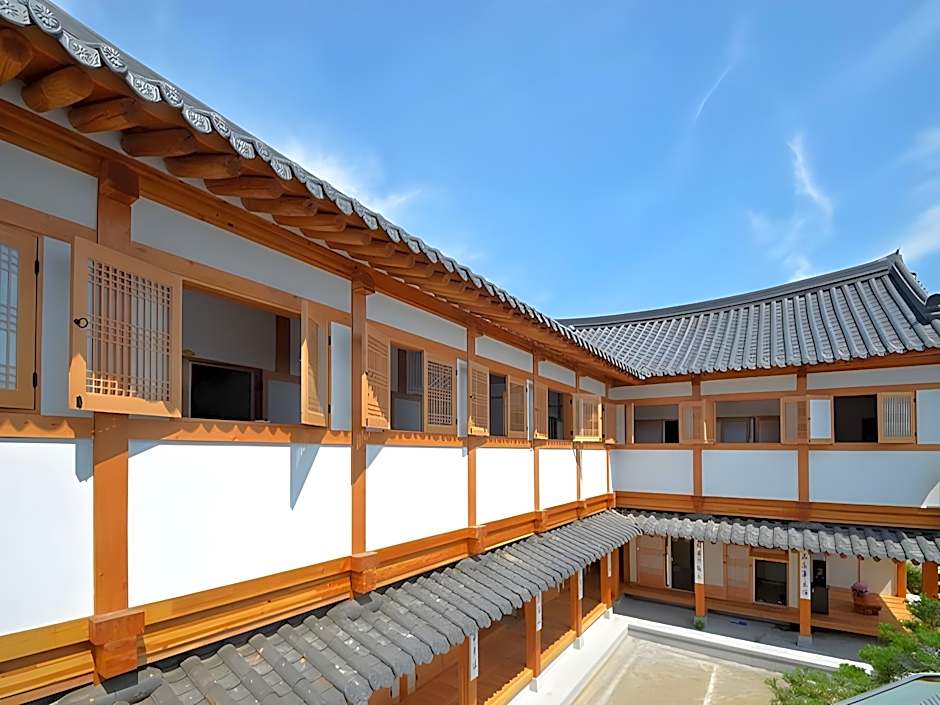 Nabijam Hanok Hotel