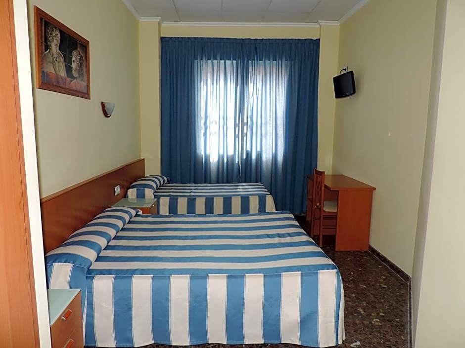 Hotel Costa San Antonio