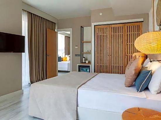 Side Royal Palace - All Inclusive