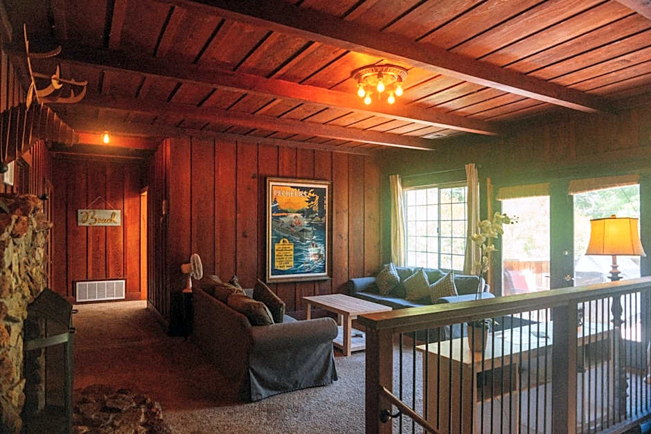 Johnson's Beach Cabins and Campground