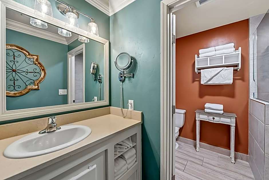 Cambria Pines Lodge