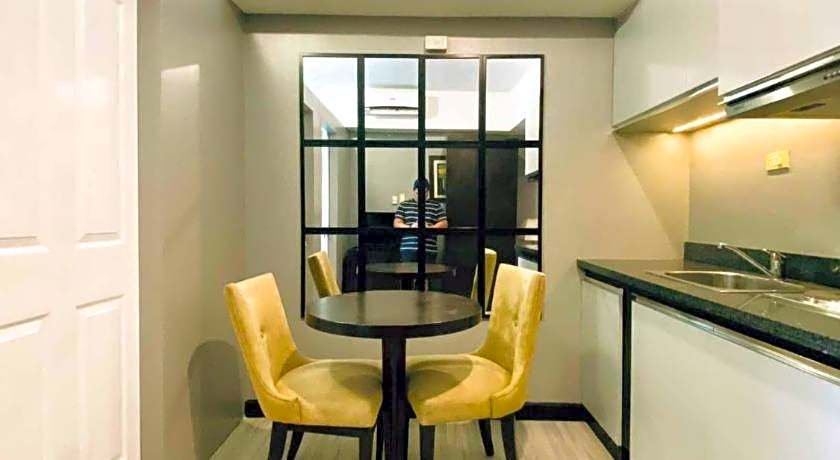 Lancaster Hotel Manila