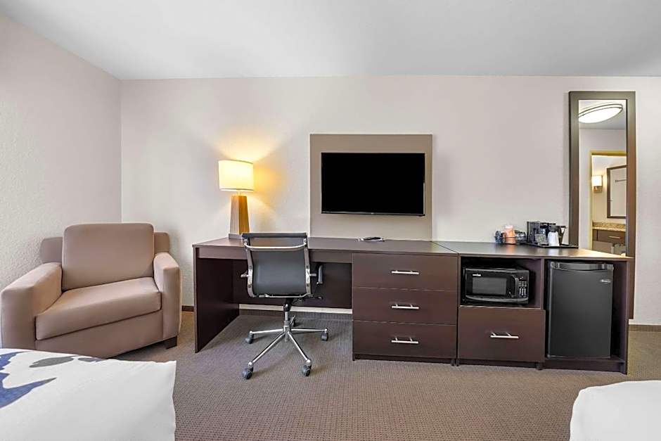 Sleep Inn & Suites