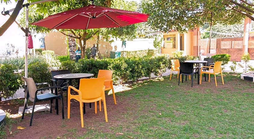 Sibyangu Standard Hotel
