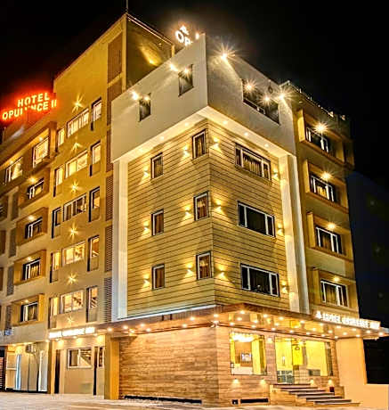 Opulence Inn near city palace