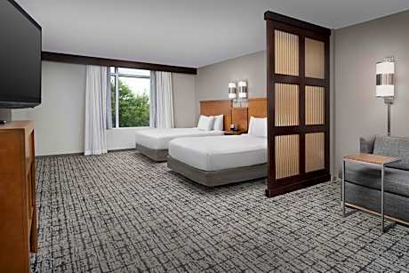 Queen Room with Two Queen Beds, Sofa Bed and Accessible Tub