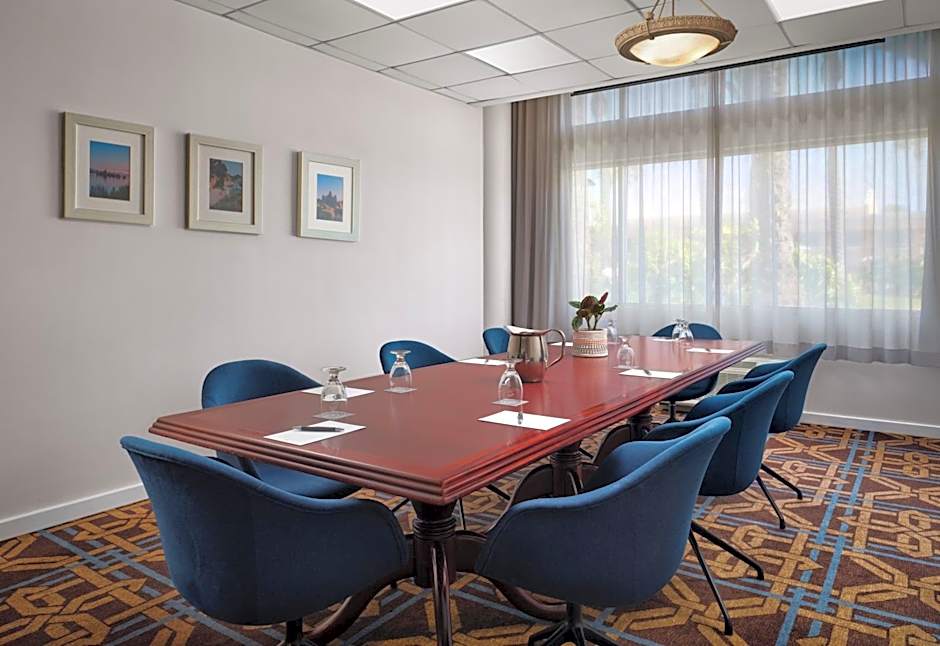 Sheraton Ontario Airport Hotel