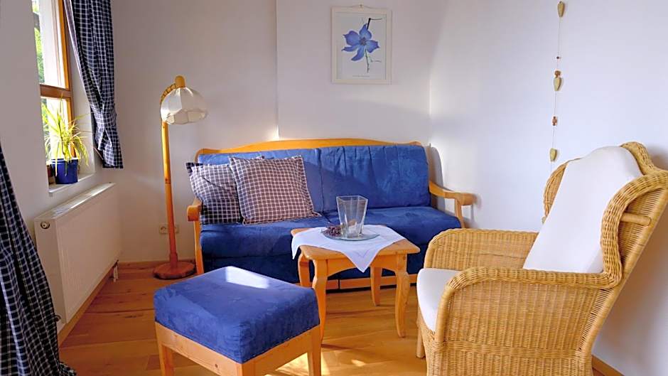 BELVEDERE - das BIO HOTEL Garni & SuiteHotel am Edersee ! Unser Geschenk für Sie, auch die GästeCard GrimmHeimat!