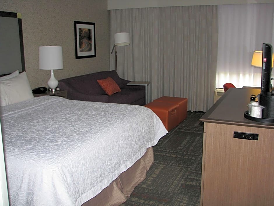 Hampton Inn By Hilton Sevierville