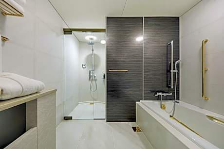 2 Double Imperial Suite