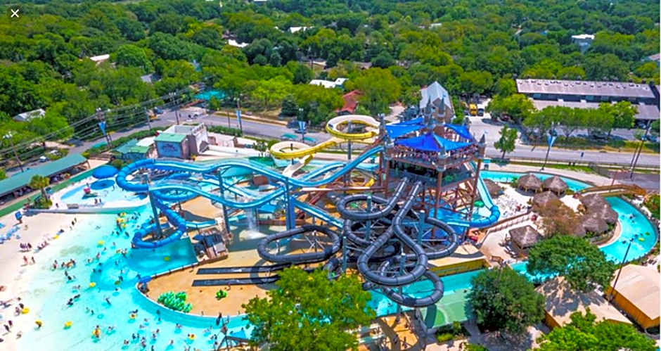 The Victorian Condo/Hotel