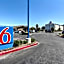 Motel 6-Gilroy, CA