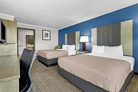 Queen Room with Two Queen Beds - Accessible/Non-Smoking