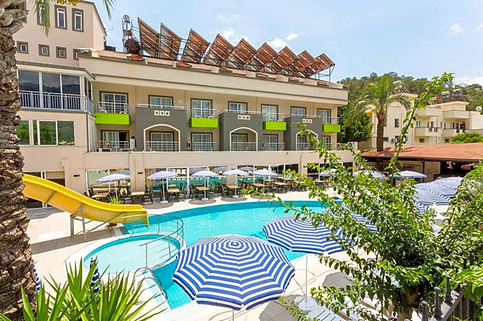 Rich Melissa Hotel