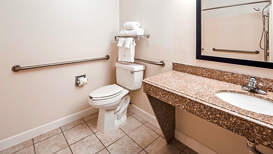 Best Western Inn and Suites Copperas Cove