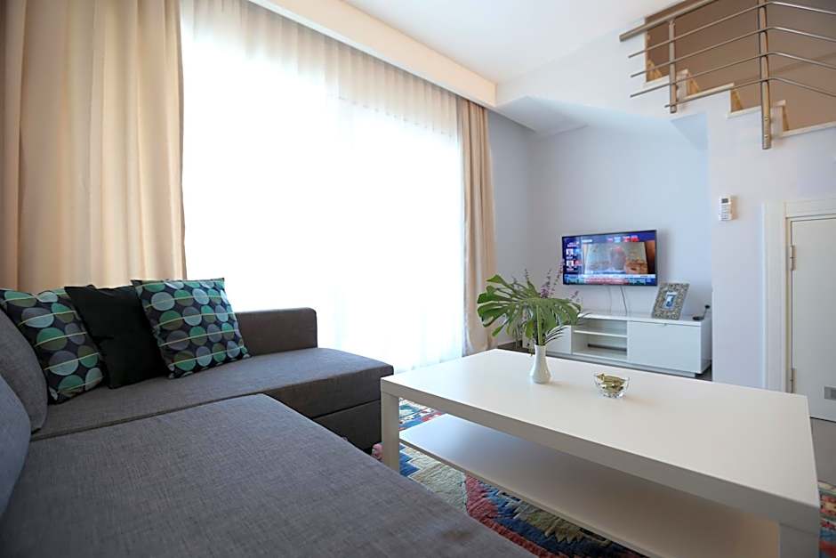 Truemar Hotels & Suites