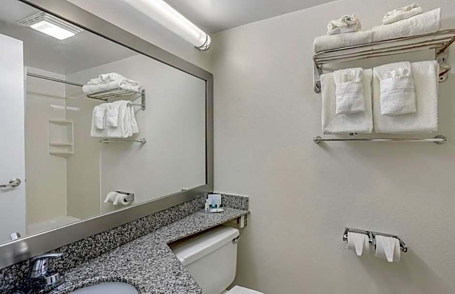 Quality Inn Enola - Harrisburg
