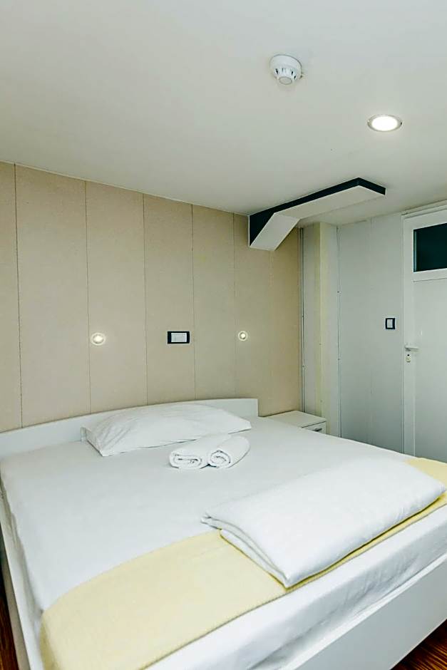 Foto 1 von 5 von Single Room