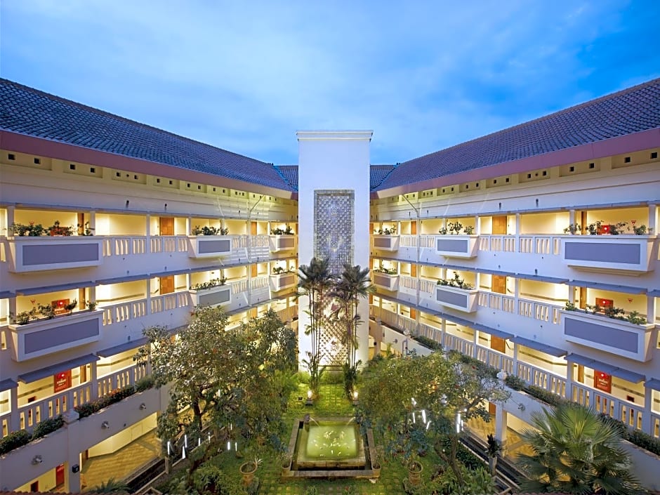 Puri Kiic Golf View Hotel