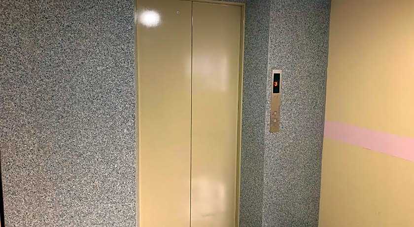 A.A. Pattaya Golden Beach Hotel