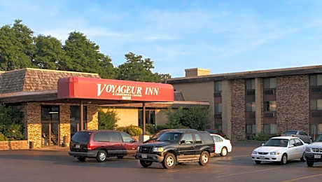 Voyageur Inn And Conference Center