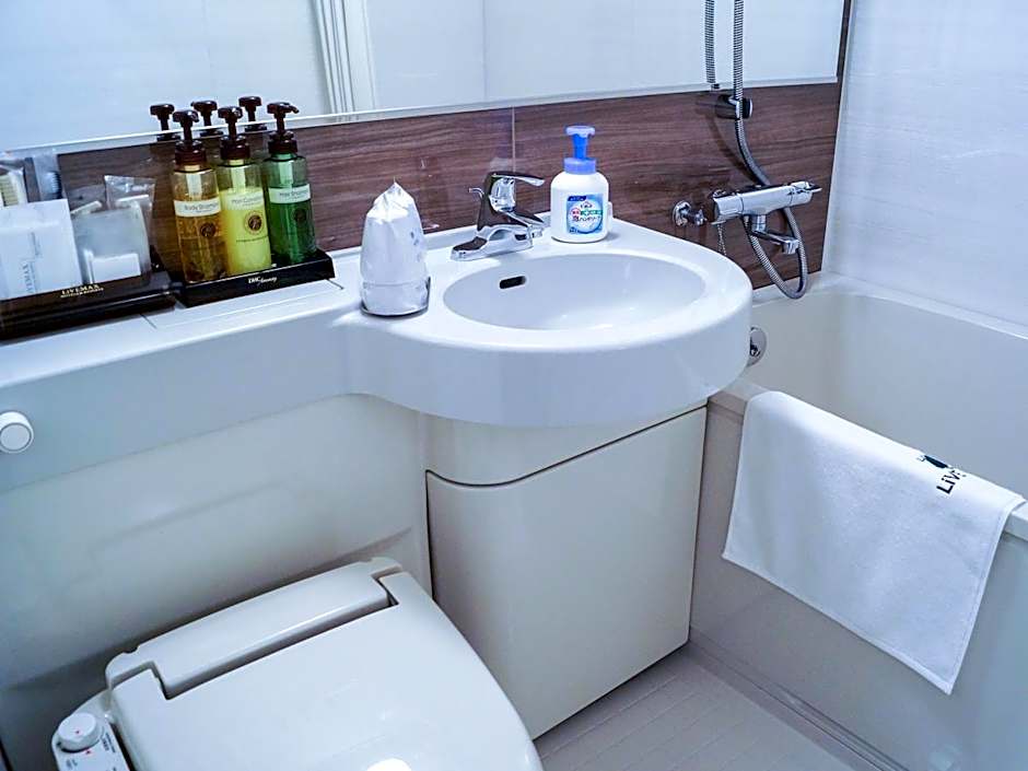 Hotel Livemax Saitama Asaka Ekimae