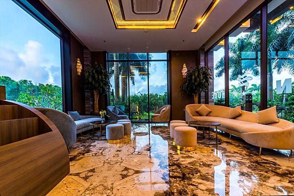 Zen Riverside Hotel n Residences