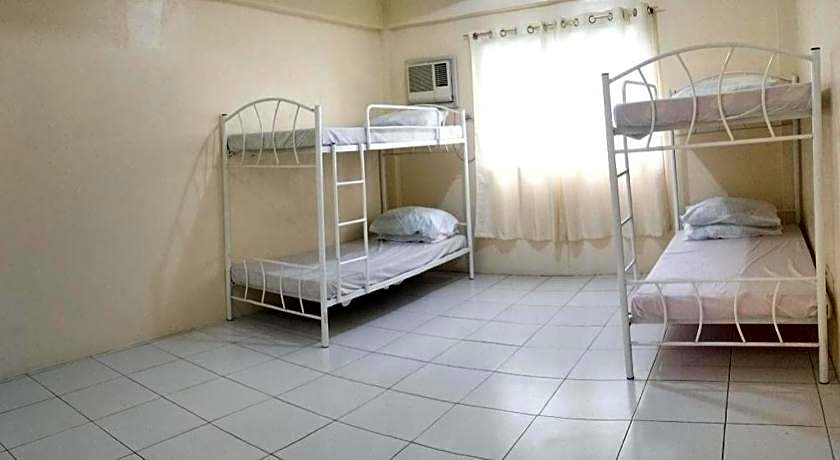 OYO 800 DDD Habitat Dormtel Bacolod 