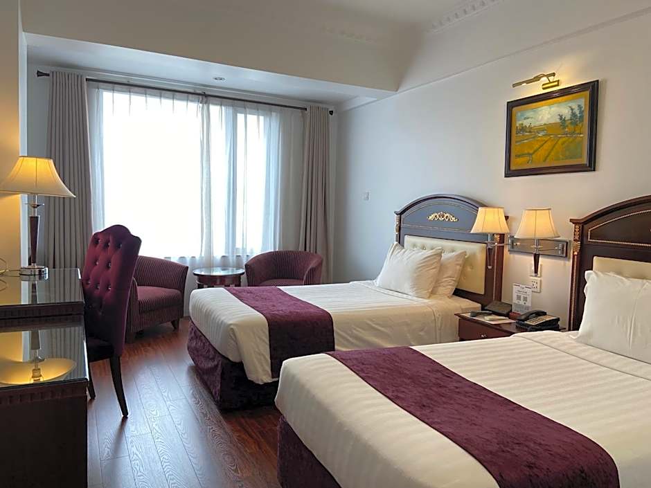 Photo 1 of 10 of Deluxe 2 Beds