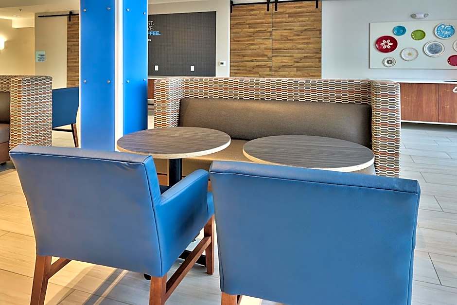 Holiday Inn Express And Suites Albuquerque East By IHG