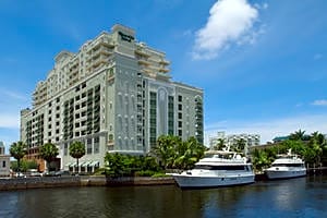 Riverside Hotel