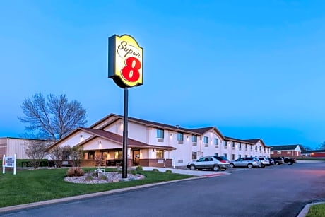 Super 8 by Wyndham Spirit Lake/Okoboji