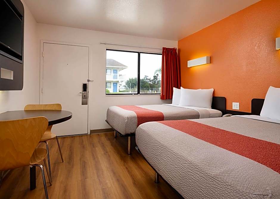 Motel 6 Pismo Beach