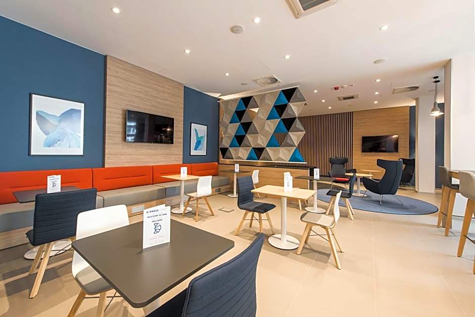 Holiday Inn Express Warsaw - Mokotow By IHG
