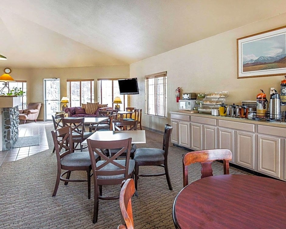 Quality Inn & Suites Minden