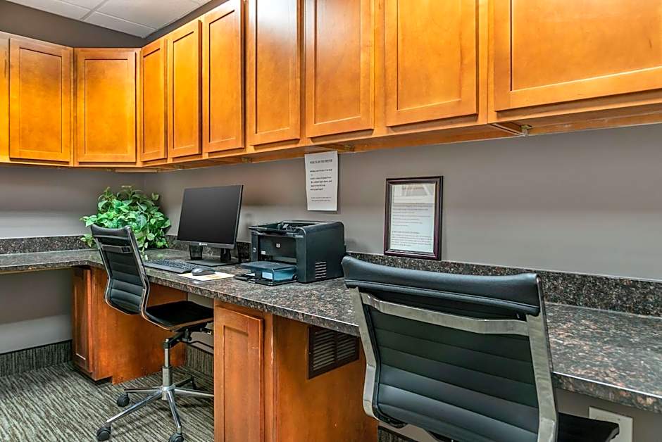 Country Inn & Suites by Radisson, Rossford - Toledo South