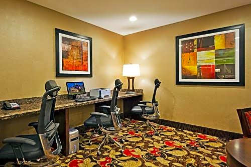 Holiday Inn Express Hotel & Suites Kodak East-Sevierville By IHG