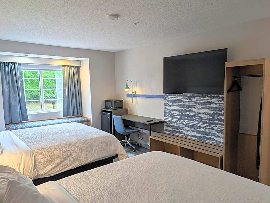 Greenville Pelham Inn by IHG