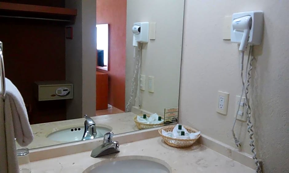Balaju Hotel & Suites