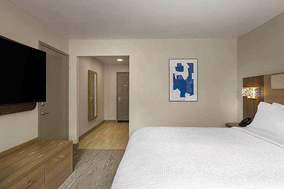 Holiday Inn Express Hotel & Suites - Paso Robles By IHG