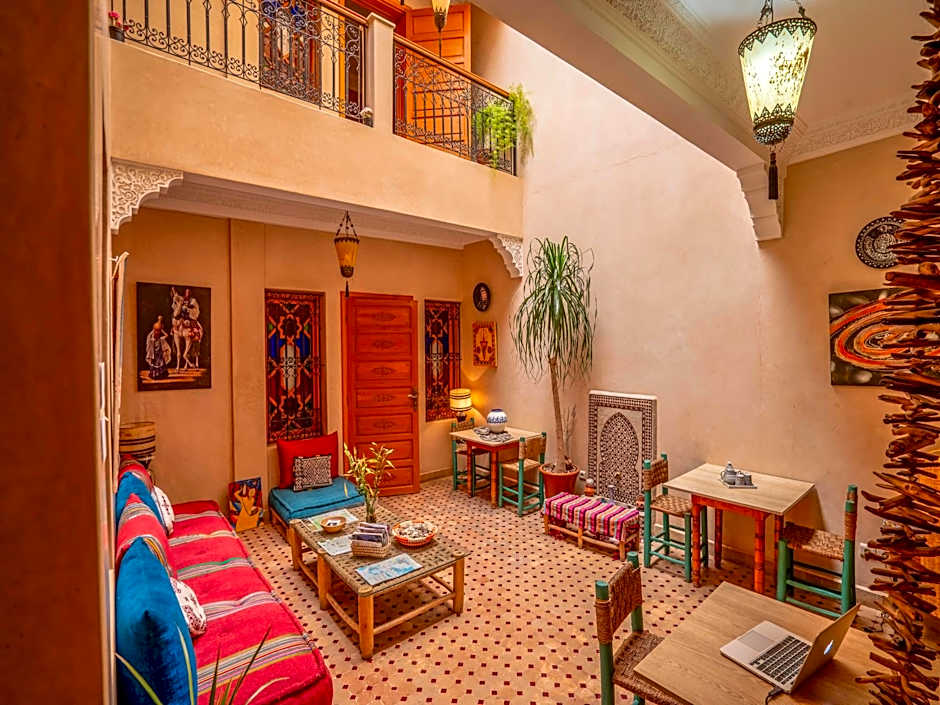 Riad Majdoulina chez JIJI