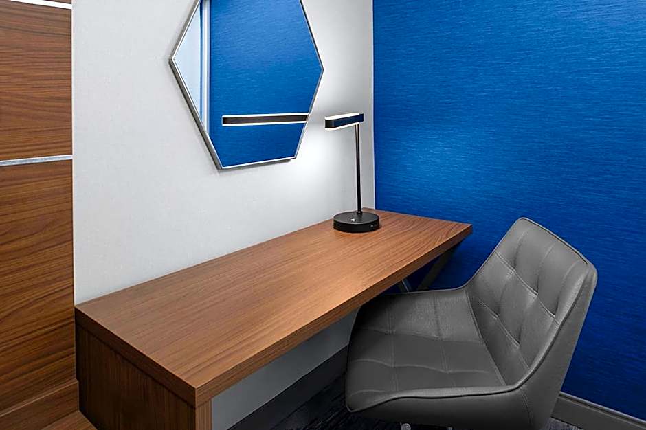 Holiday Inn Express Hotel & Suites Twentynine Palms By IHG