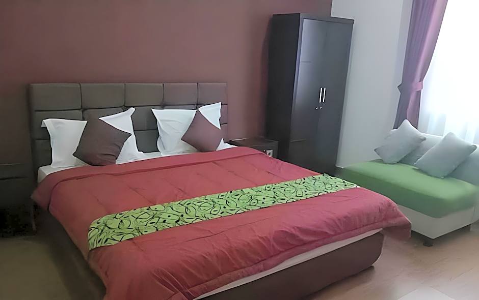 Charaka Hotel